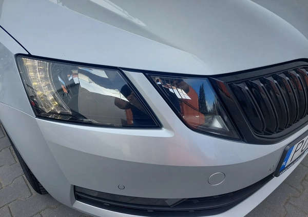 Skoda Octavia cena 69900 przebieg: 127302, rok produkcji 2019 z Wieliczka małe 277